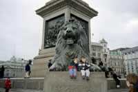 Callum and Jay meet a lion in Trafalgar Square